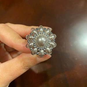 Silver flower ring with pearl detail